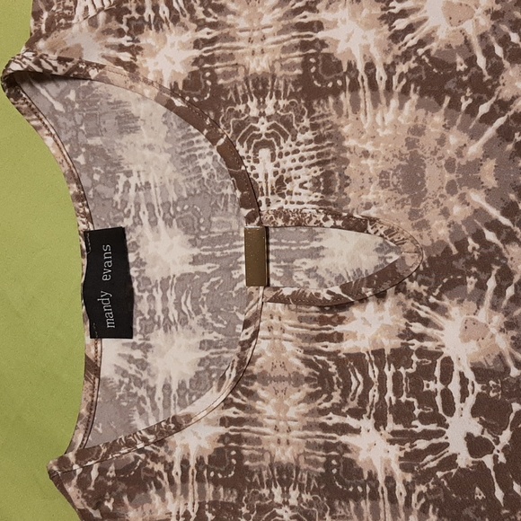 Women's top - Picture 3 of 4